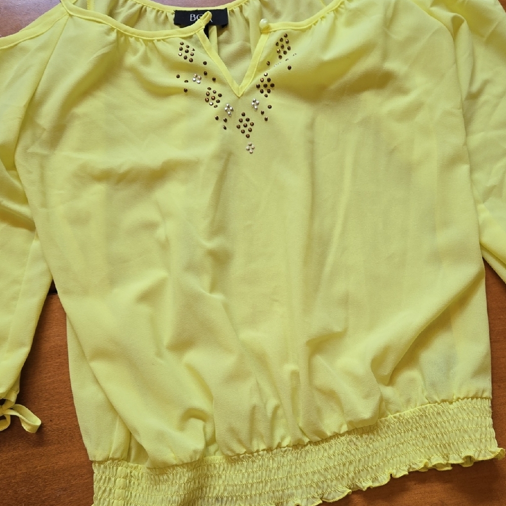BCX Yellow Stud-Accent Cold-Shoulder Blouse